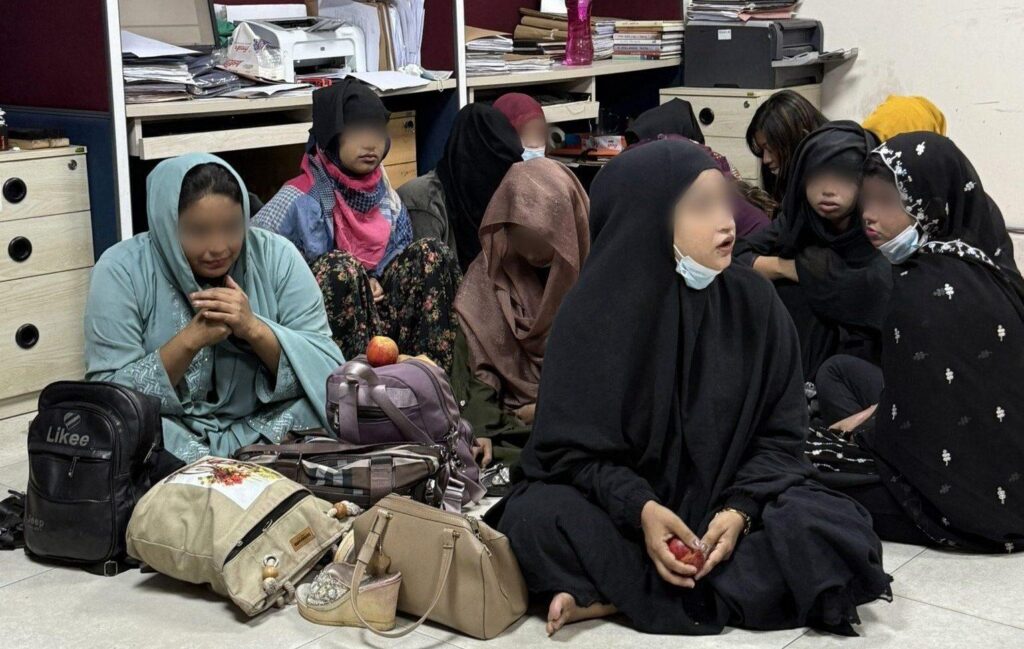 Bangladesh Police conduct first IJM-supported case, freeing six girls and six women